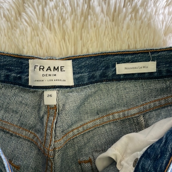 FRAME DENIM Mid-Rise Two-Toned Jeans - Picture 3 of 9